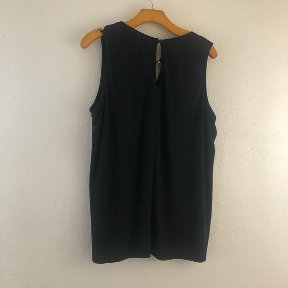 Faith and Joy Sleeveless Black blouse chain detail size 3X - Picture 4 of 5